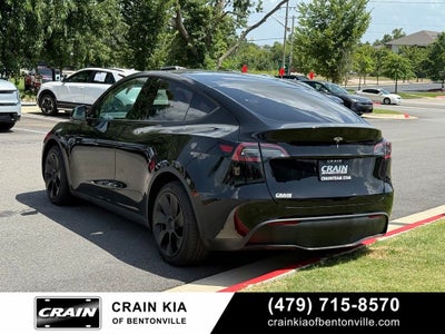 2024 Tesla Model Y Long Range - AWD / CLEAN CARFAX / ONE OWNER