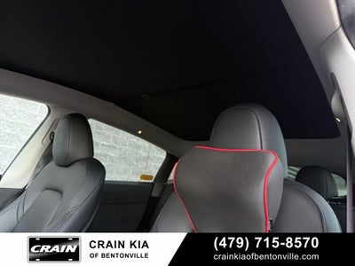 2023 Tesla Model Y Long Range - HW4 COMPUTER / AWD / CARFAX ONE OWNER