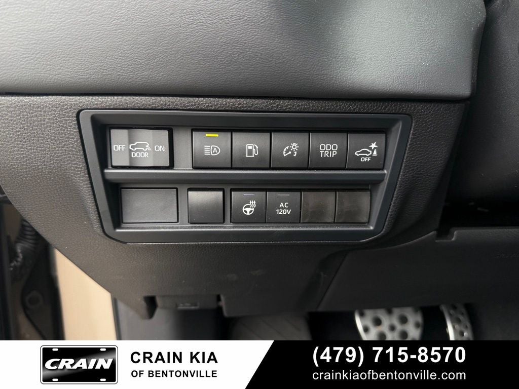 2026 Toyota Sequoia Platinum - 4WD / PANORAMIC SUNROOF / ONE OWNER