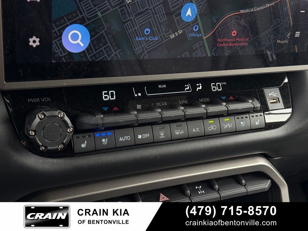 2026 Toyota Sequoia Platinum - 4WD / PANORAMIC SUNROOF / ONE OWNER
