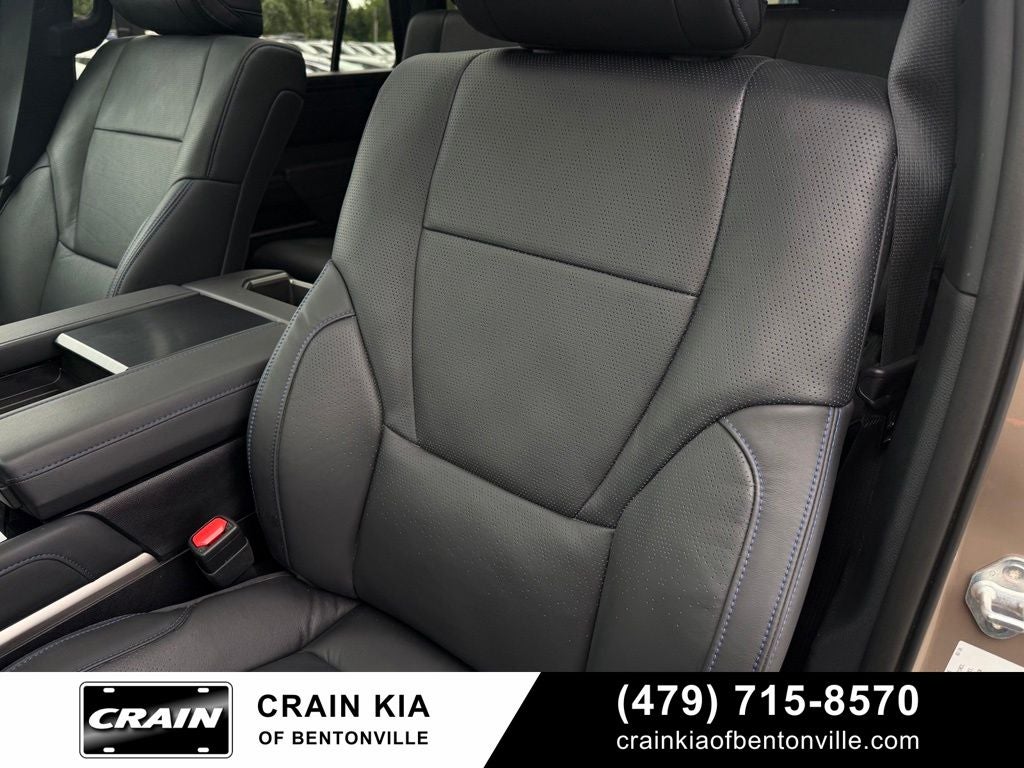 2026 Toyota Sequoia Platinum - 4WD / PANORAMIC SUNROOF / ONE OWNER
