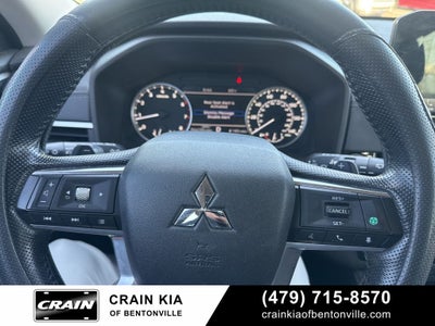 2022 Mitsubishi Outlander SE - 4WD / CLEAN CARFAX