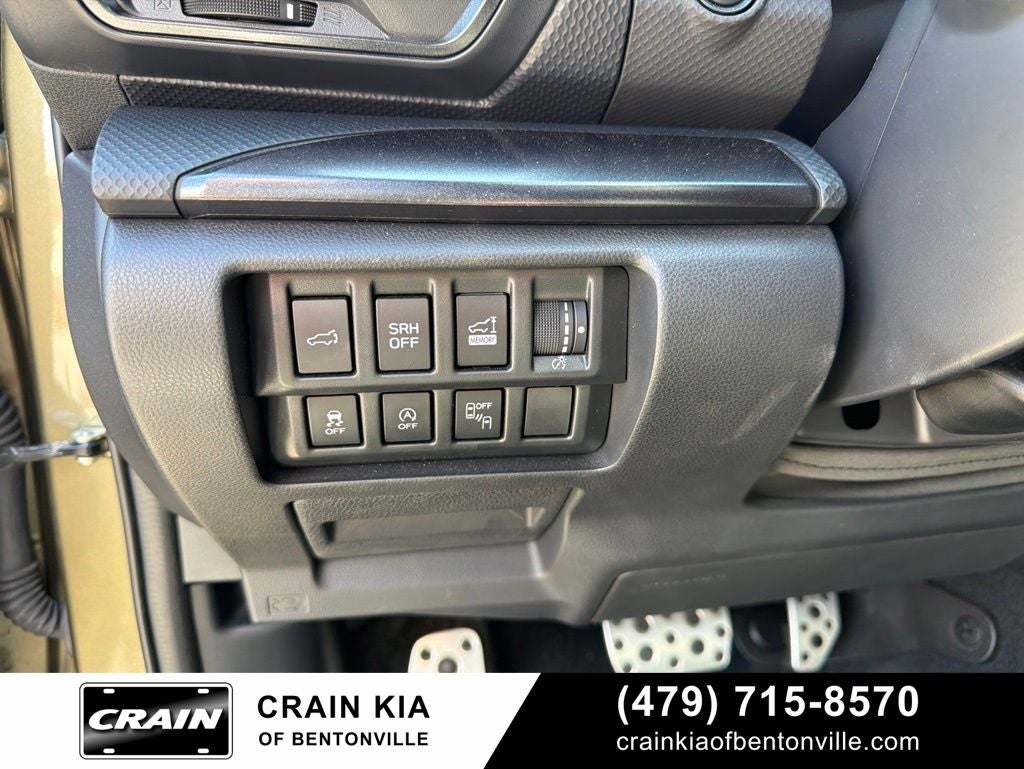 2023 Subaru Forester Wilderness - AWD / PANORAMIC SUNROOF / CLEAN CARFAX