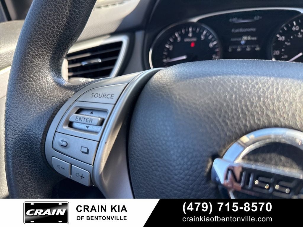 2016 Nissan Rogue SV