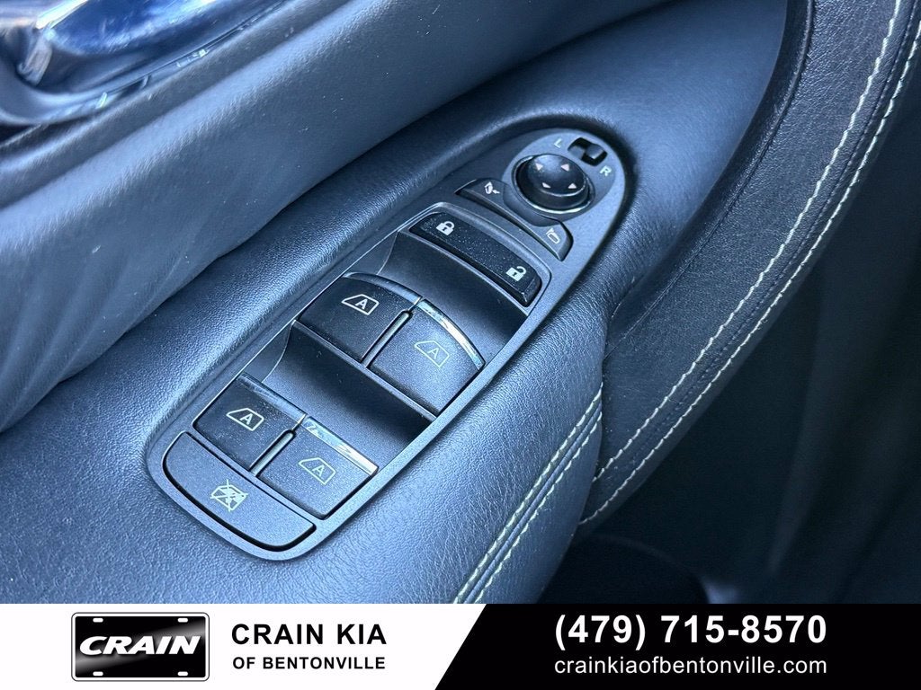 2019 Nissan Armada SL - 4WD / SUNROOF / CLEAN CARFAX