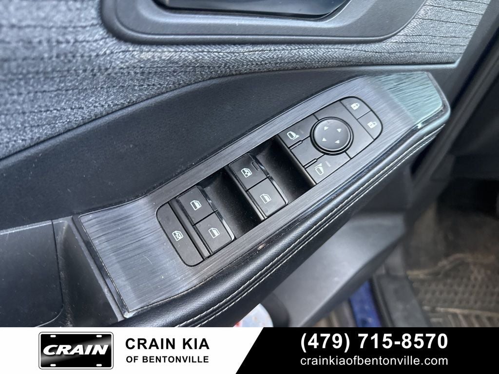 2023 Nissan Rogue SV - AWD / CLEAN CARFAX