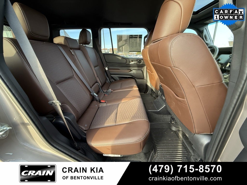 2025 Toyota Land Cruiser Base - PREMIUM / 4WD / SUNROOF / 1 OWNER