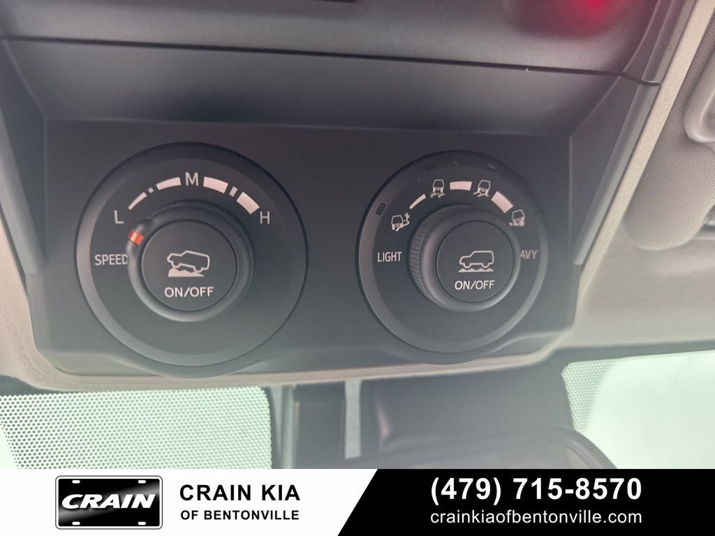 2020 Toyota 4Runner Venture - 4WD / LIFTED! / CLEAN CARFAX / ONE OWNER
