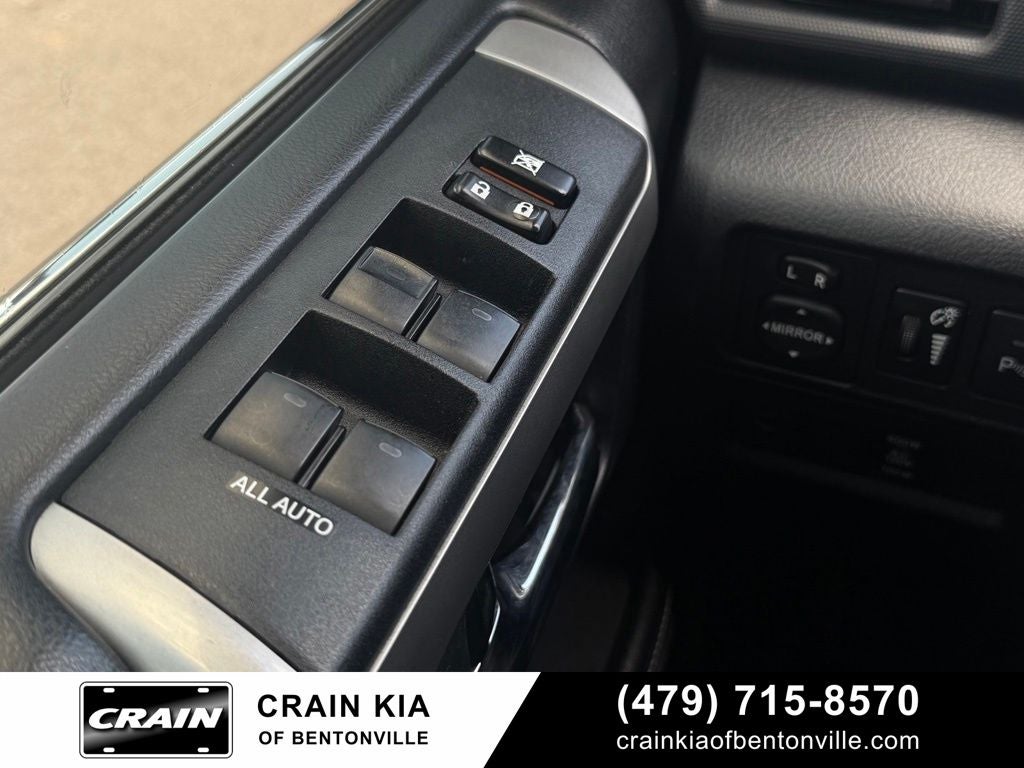 2015 Toyota 4Runner Limited - 4WD / SUNROOF