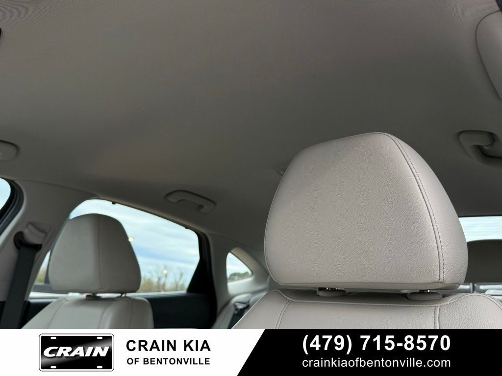 2022 Hyundai Sonata Hybrid Limited - CLEAN CARFAX / 51 HWY MPG / SOLAR PANEL ROOF