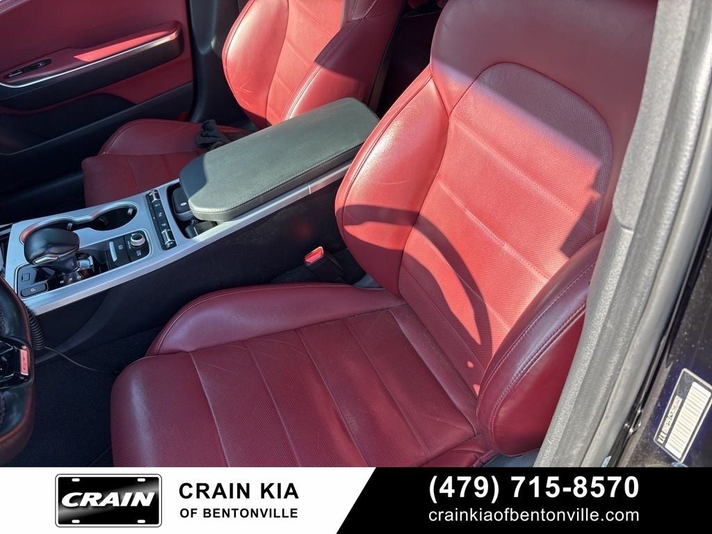 2018 Kia Stinger GT2 - AWD / SUNROOF / CARFAX ONE OWNER