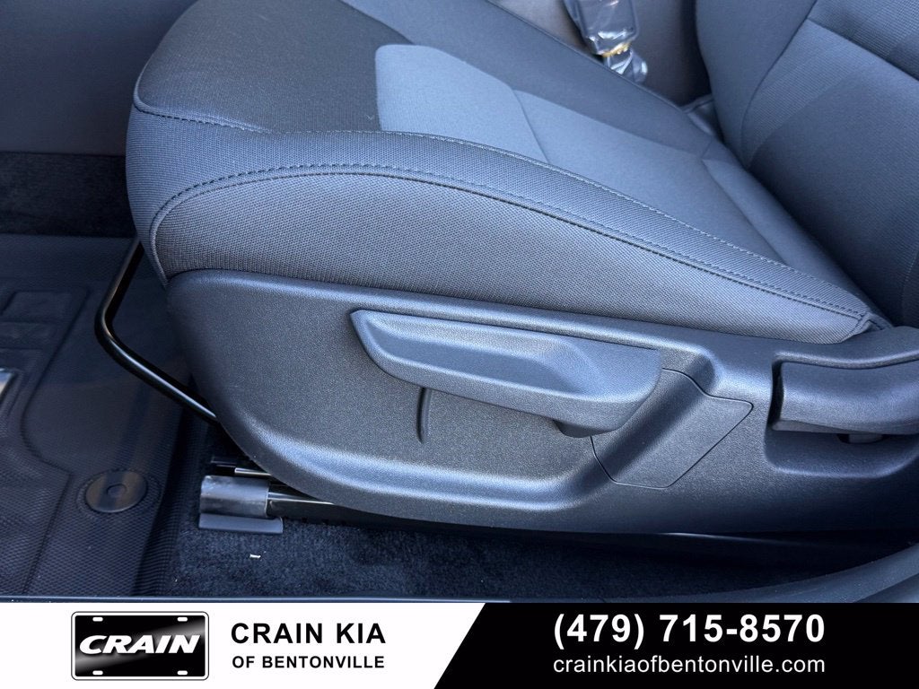 2027 Kia Niro LX