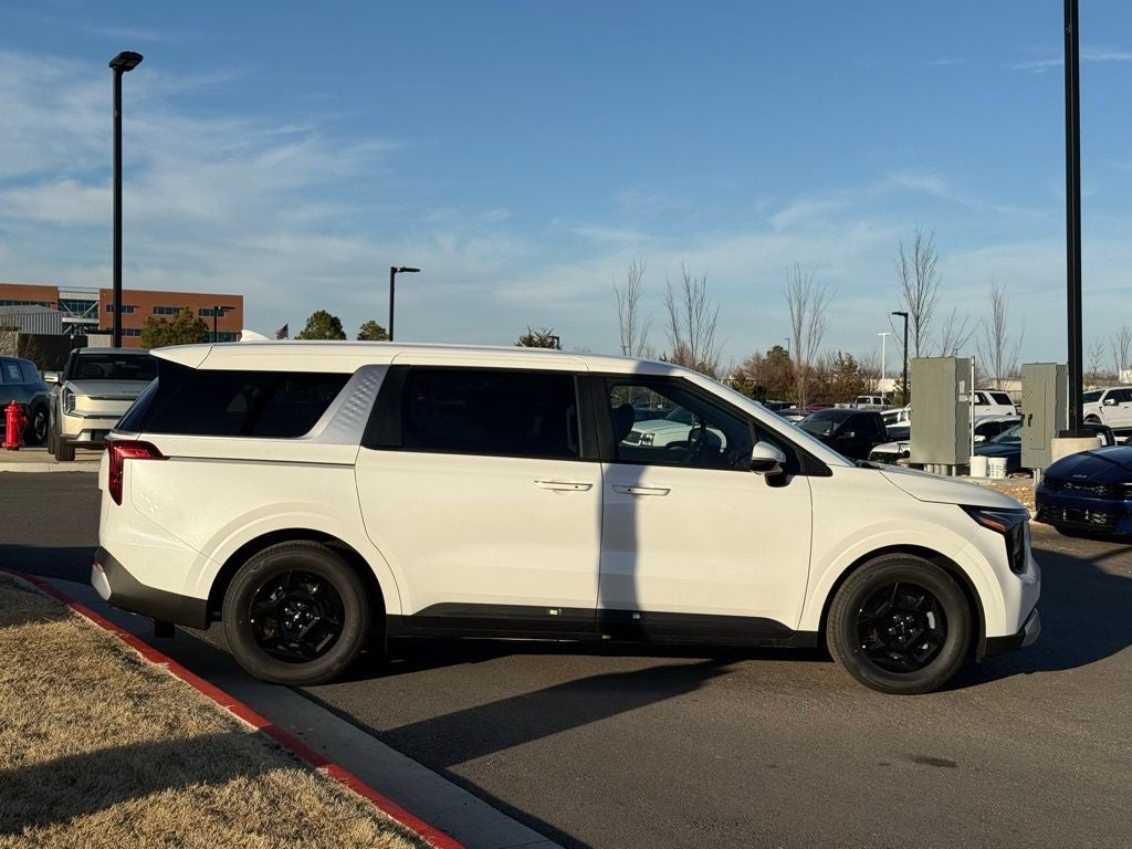 2026 Kia Carnival LXS
