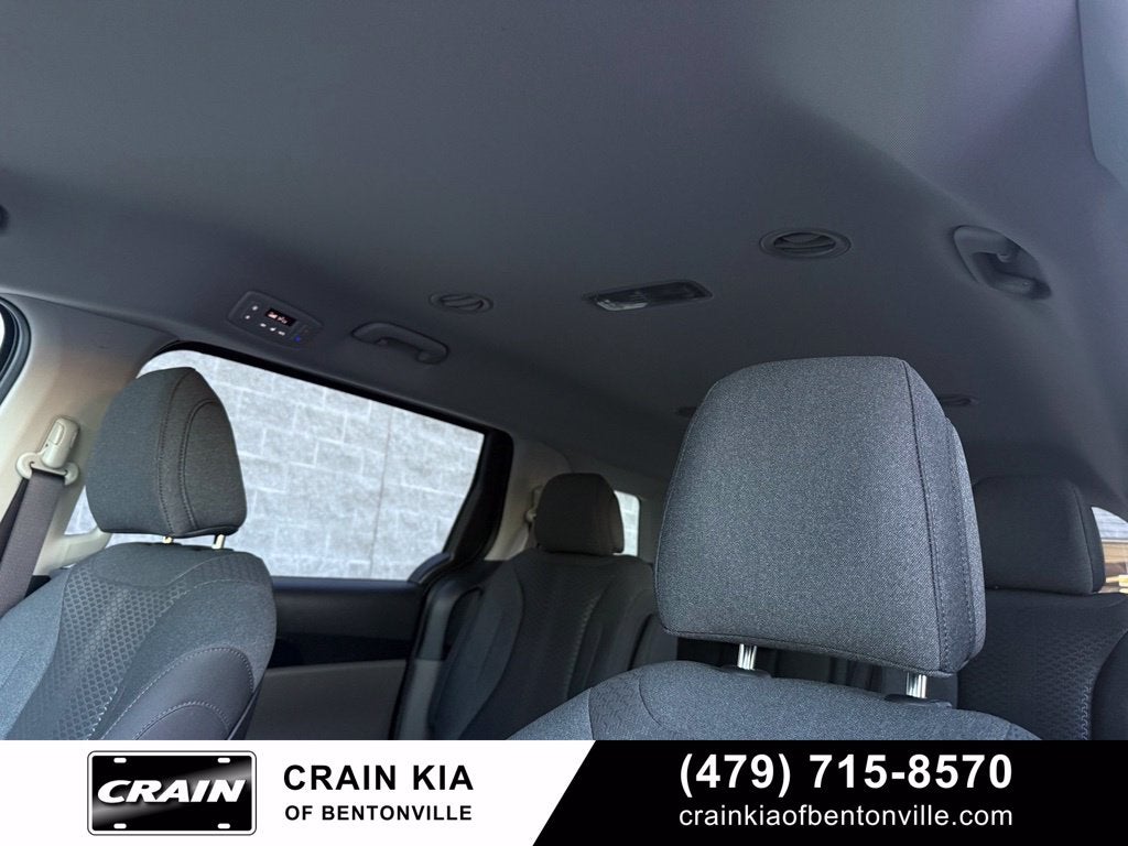 2027 Kia Carnival LX