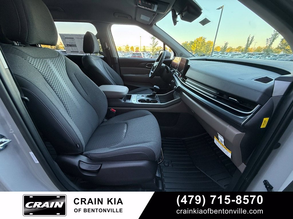 2027 Kia Carnival LX