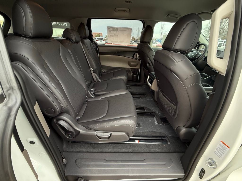 2026 Kia Carnival LXS