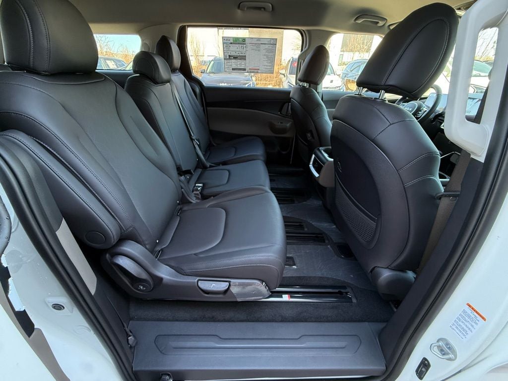 2026 Kia Carnival LXS