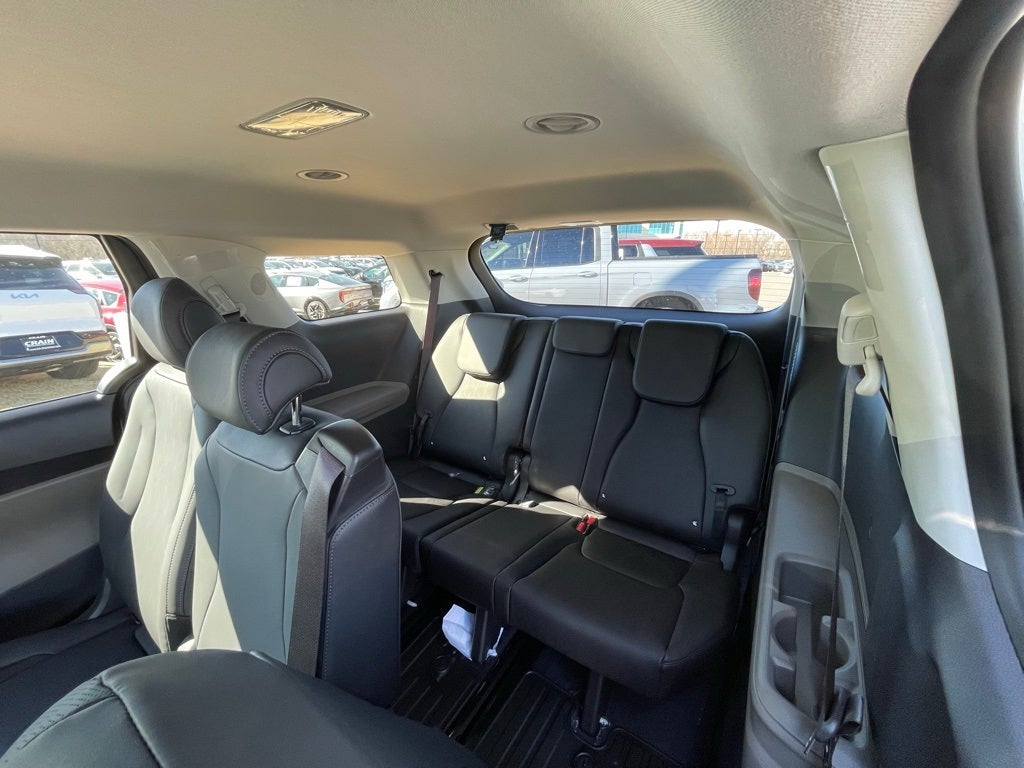 2026 Kia Carnival LXS