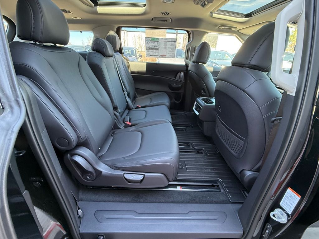 2026 Kia Carnival SX