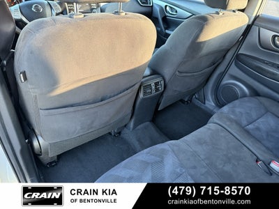 2015 Nissan Rogue S - AWD / CLEAN CARFAX