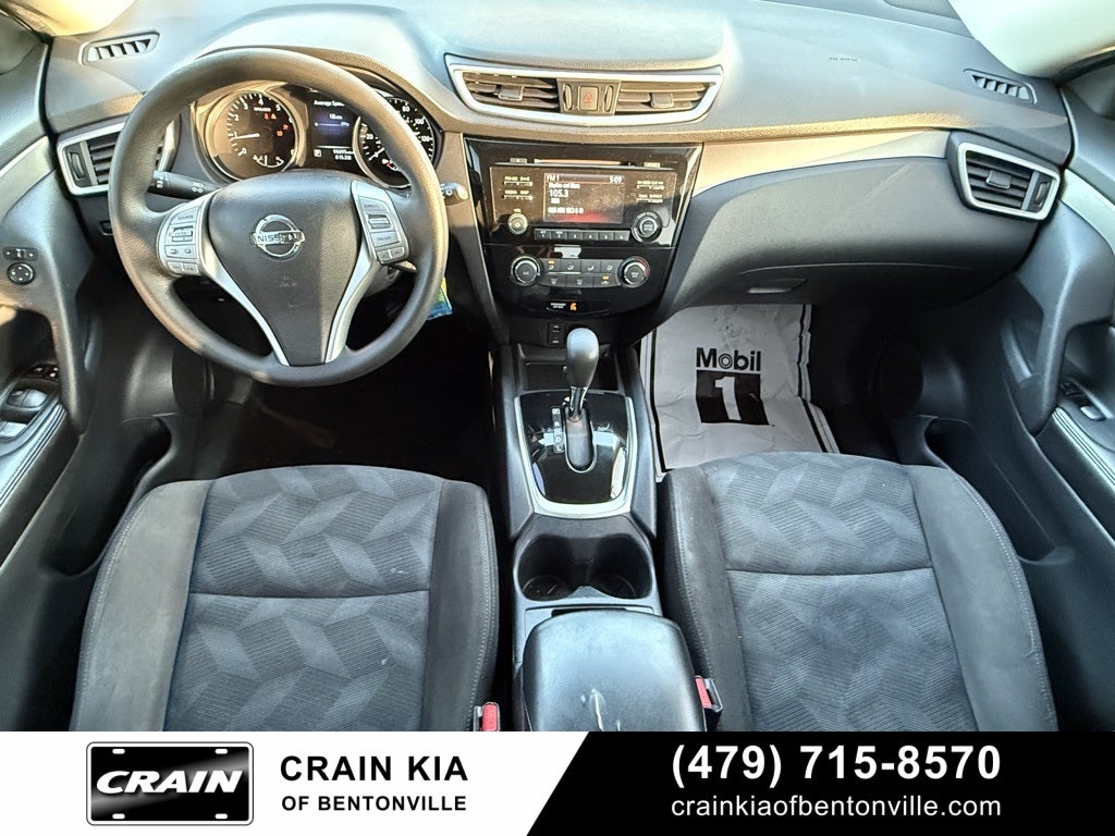 2015 Nissan Rogue S - AWD / CLEAN CARFAX
