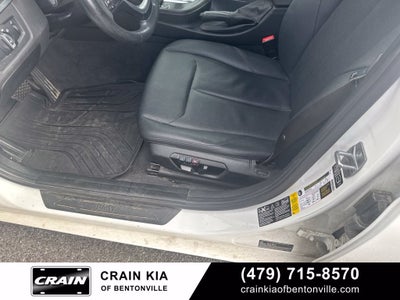 2015 BMW 3 Series 328i xDrive - AWD / SUNROOF