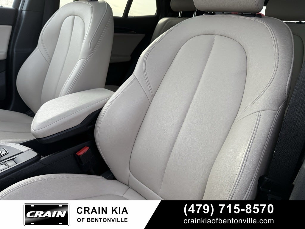 2023 BMW X2 xDrive28i - AWD / PANORAMIC SUNROOF / CLEAN CARFAX