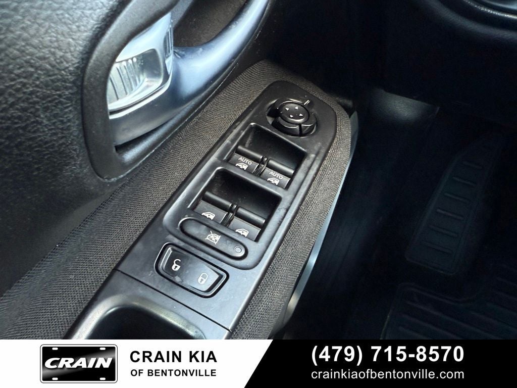 2018 Jeep Renegade Latitude - LOW MILES!