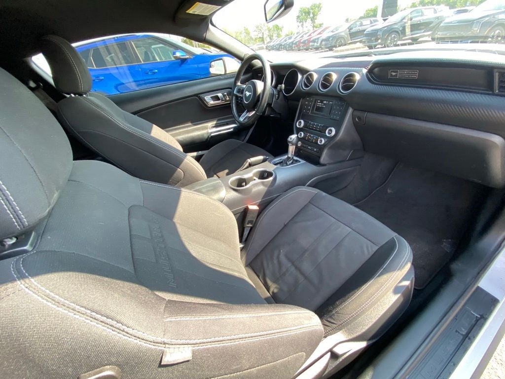 2020 Ford Mustang EcoBoost
