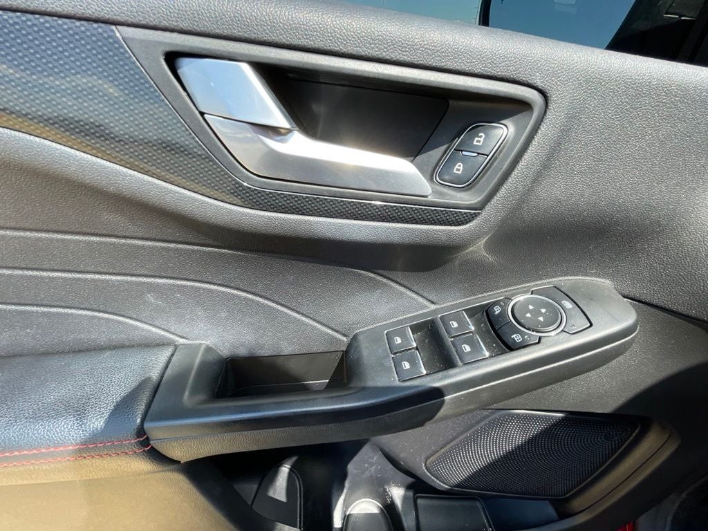 2024 Ford Escape ST-Line AWD / HEATED SEATS / NAV / CO-PILOT360 ASSIST+
