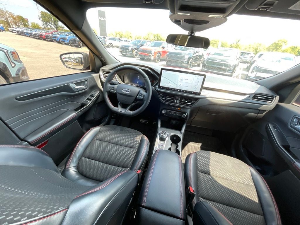 2024 Ford Escape ST-Line AWD / HEATED SEATS / NAV / CO-PILOT360 ASSIST+