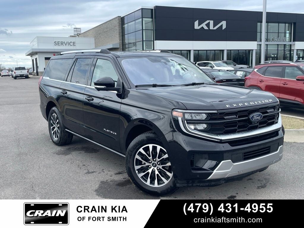 2025 Ford Expedition Max Platinum 4X4 / MOONROOF / HEATED SEATS