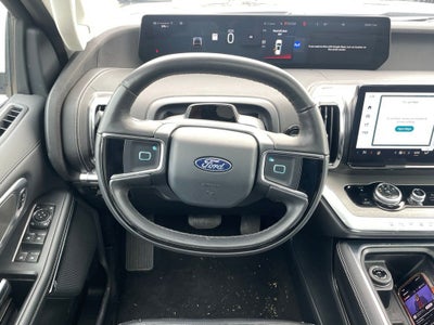 2025 Ford Expedition Max Platinum 4X4 / MOONROOF / HEATED SEATS