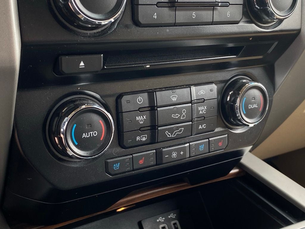 2016 Ford F-150 Lariat