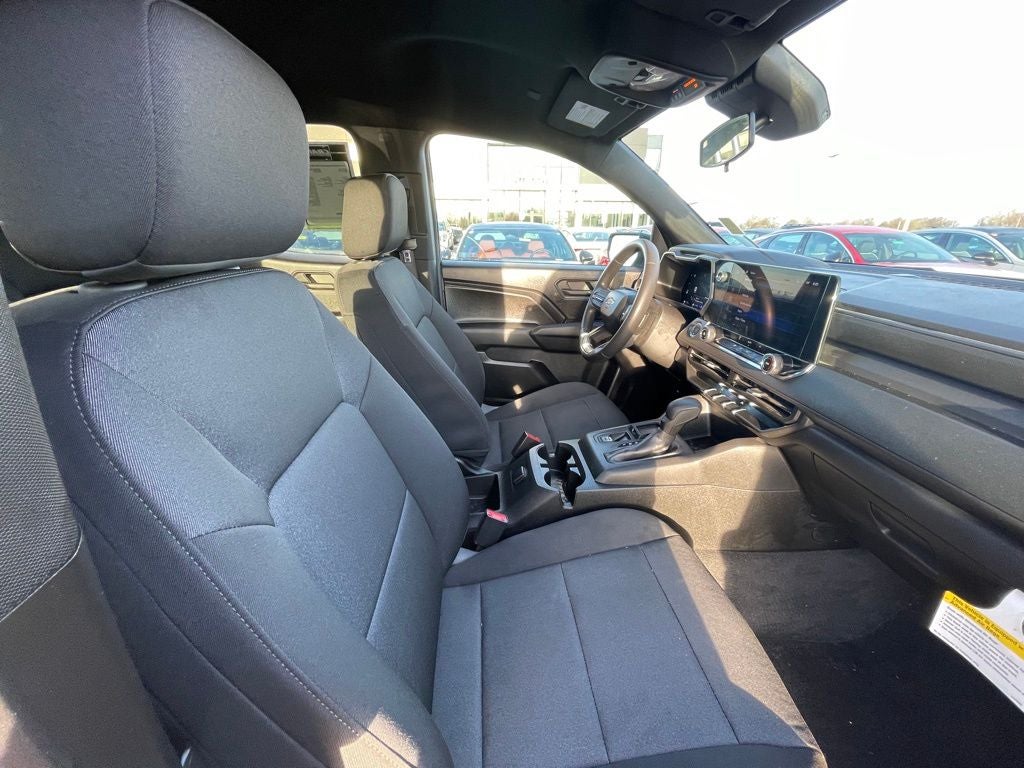 2024 Chevrolet Colorado Work Truck ONE OWNER / NAV / RWD