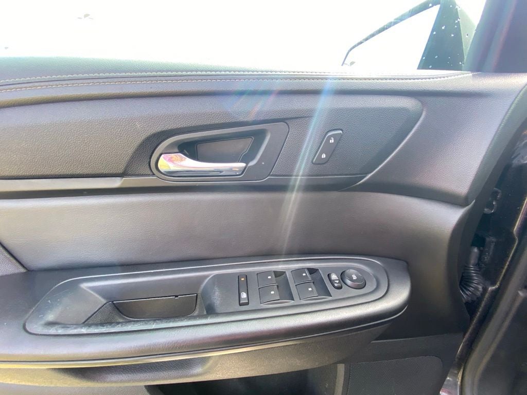 2015 GMC Acadia SLE-2 LOW PAYMENTS