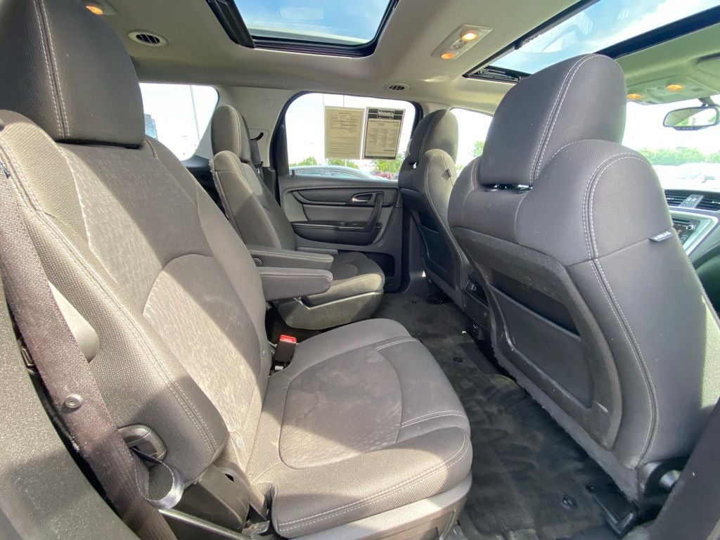 2015 GMC Acadia SLE-2 LOW PAYMENTS