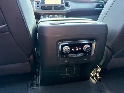 2022 GMC Yukon XL SLT LUX PACAGE / BOSE AUDIO / 4X4