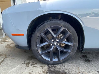 2021 Dodge Challenger SXT ONE OWNER / CLEAN CARFAX