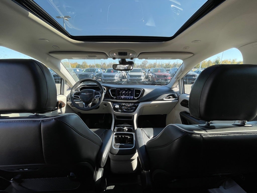 2024 Chrysler Pacifica Limited HEATED SEATS / LEATHER / MOONROOF