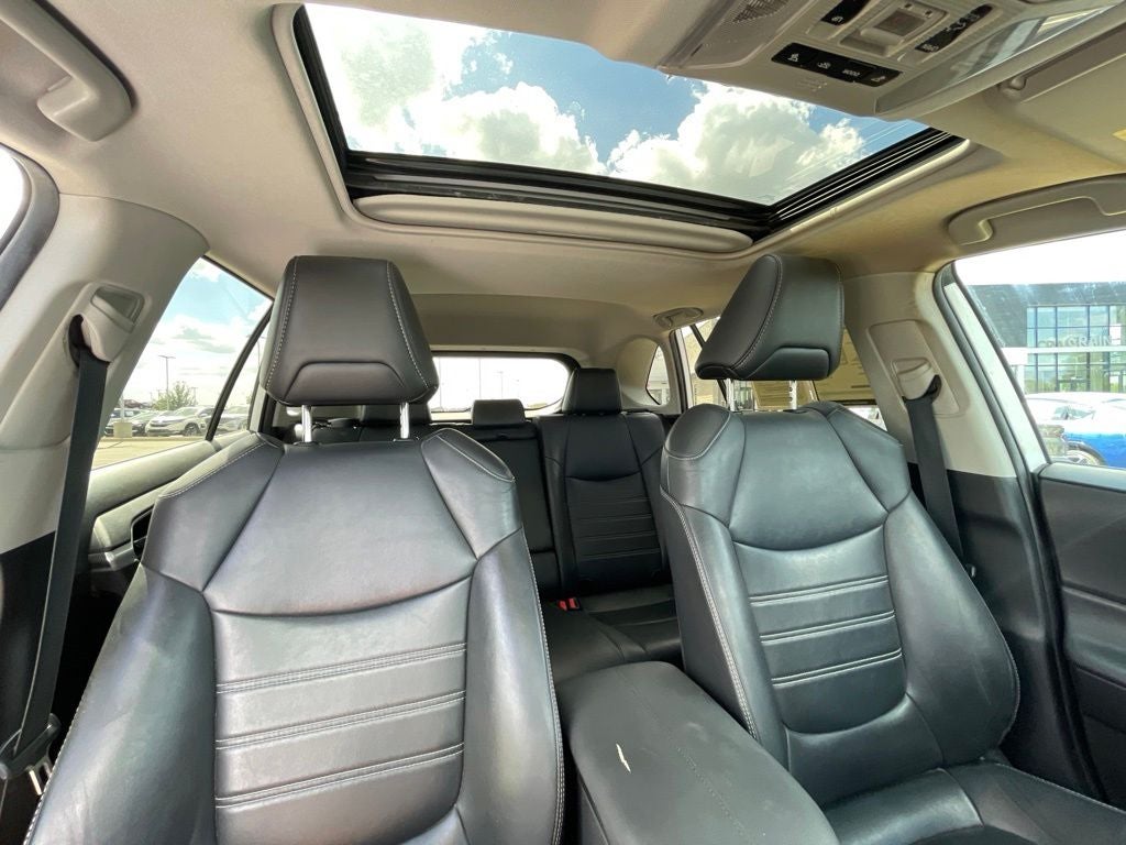 2020 Toyota RAV4 XLE Premium