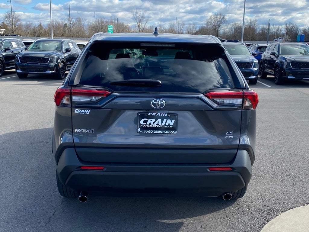 2024 Toyota RAV4 LE ONE OWNER / AWD