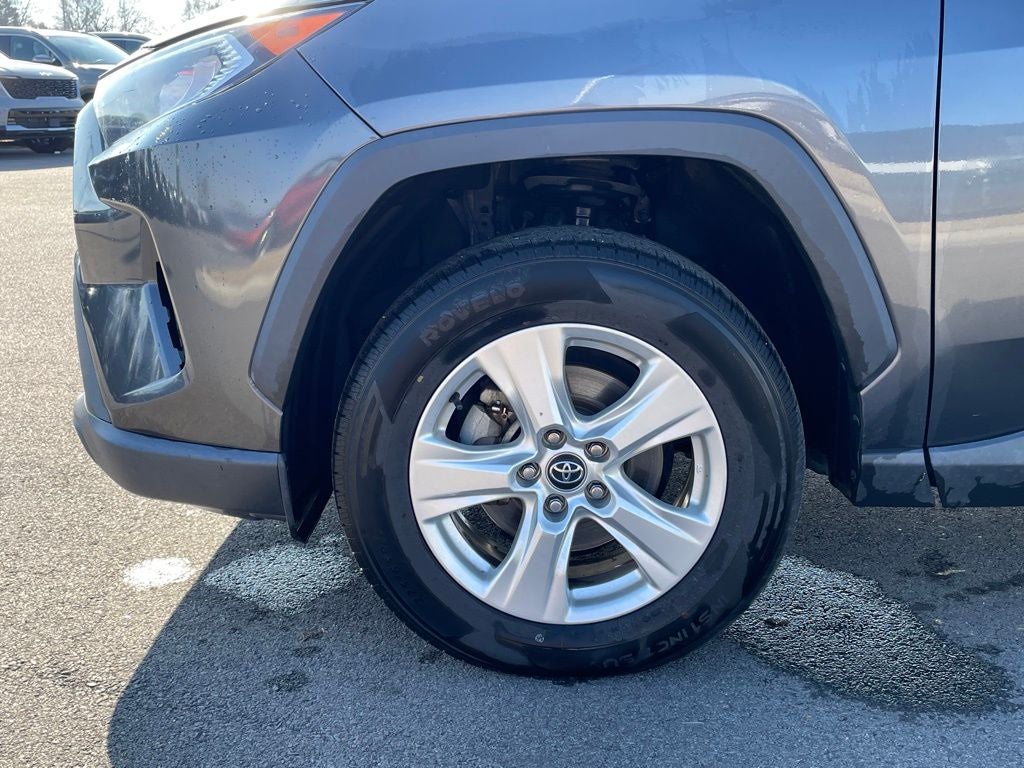 2020 Toyota RAV4 XLE