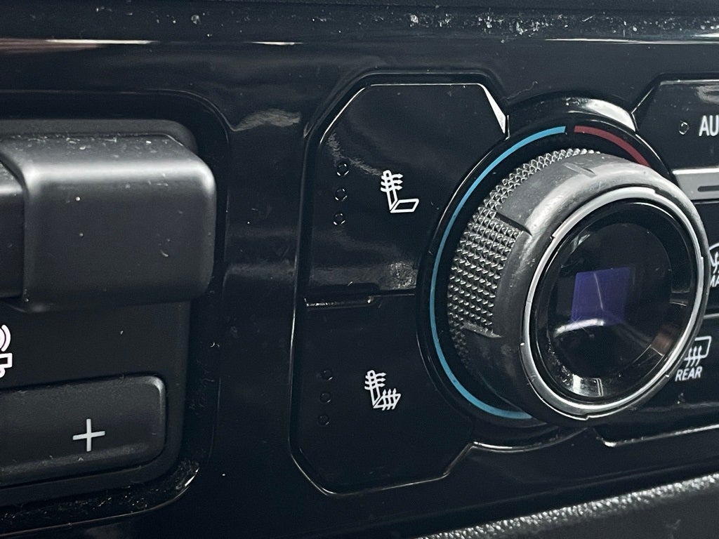 2022 Chevrolet Silverado 1500 LT Trail Boss HEATED SEATS / 4X4 / CLEAN CARFAX