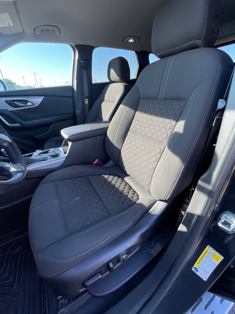 2019 Chevrolet Blazer Base 1LT / HEATED SEATS / POWER LIFT GATE