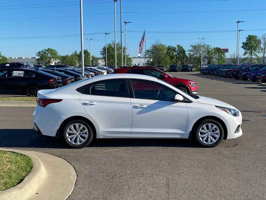2019 Hyundai Accent SE