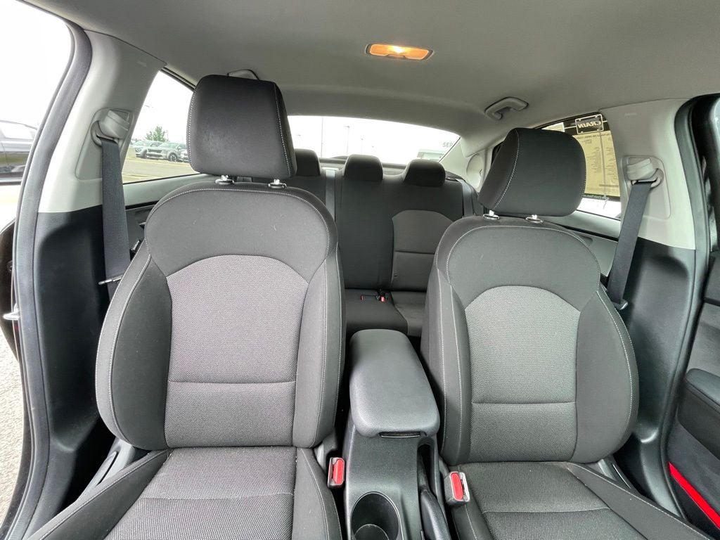2023 Kia Forte LX ONE OWNER / CLEAN CARFAX