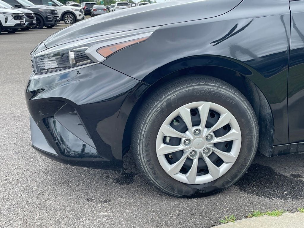 2023 Kia Forte LX ONE OWNER / CLEAN CARFAX