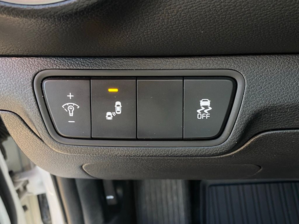 2024 Kia Forte LXS CPO / TECH PACKAGE