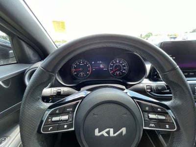 2023 Kia Forte GT-Line SUNROOF / NAV / HEATED SEATS